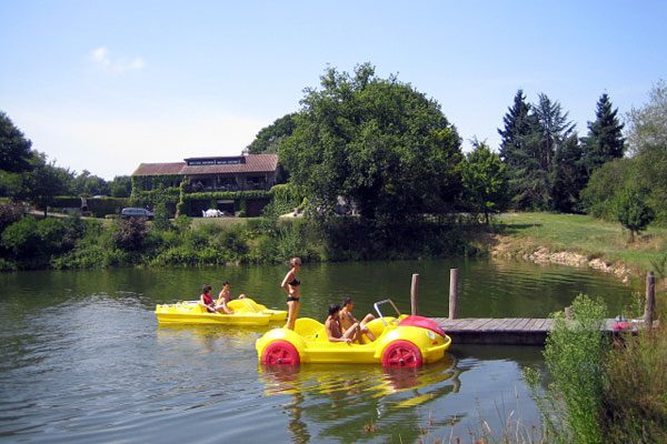Pedalos, gîtes et chambres d’hôtes
